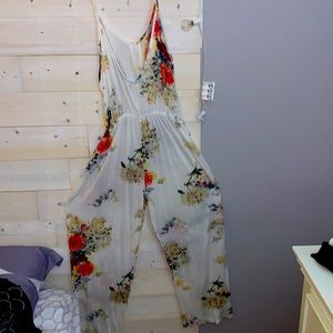 BEAUTIFUL FLORAL JUMPSUIT
